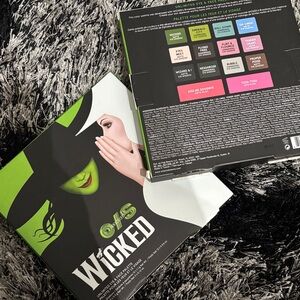 ONE/SIZE Wicked Eyeshadow Palette